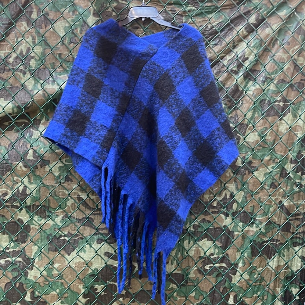Comfortably Soft Black and Blue Checker Poncho Sweater Lightweight New